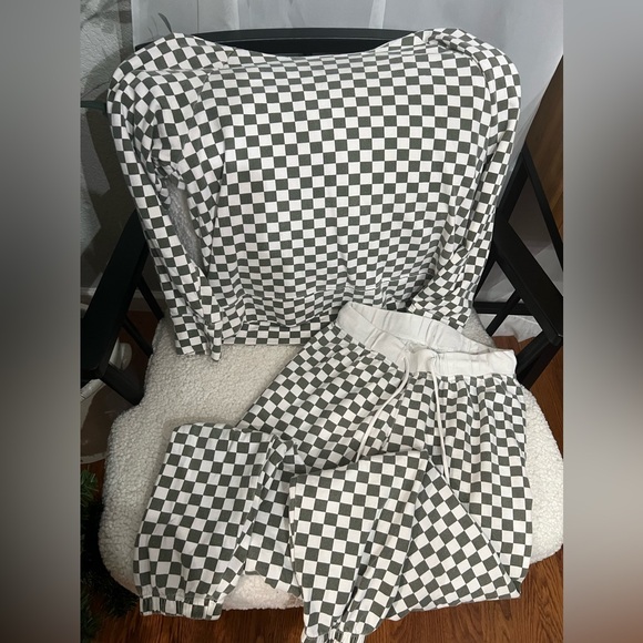 Checkered Co-ord Matching Sweatshirt and Jogger Set - Picture 6 of 6